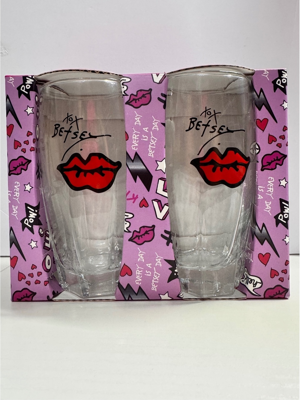 Betsey Johnson Red Lips Highball Glasses (Set of 2) NWT